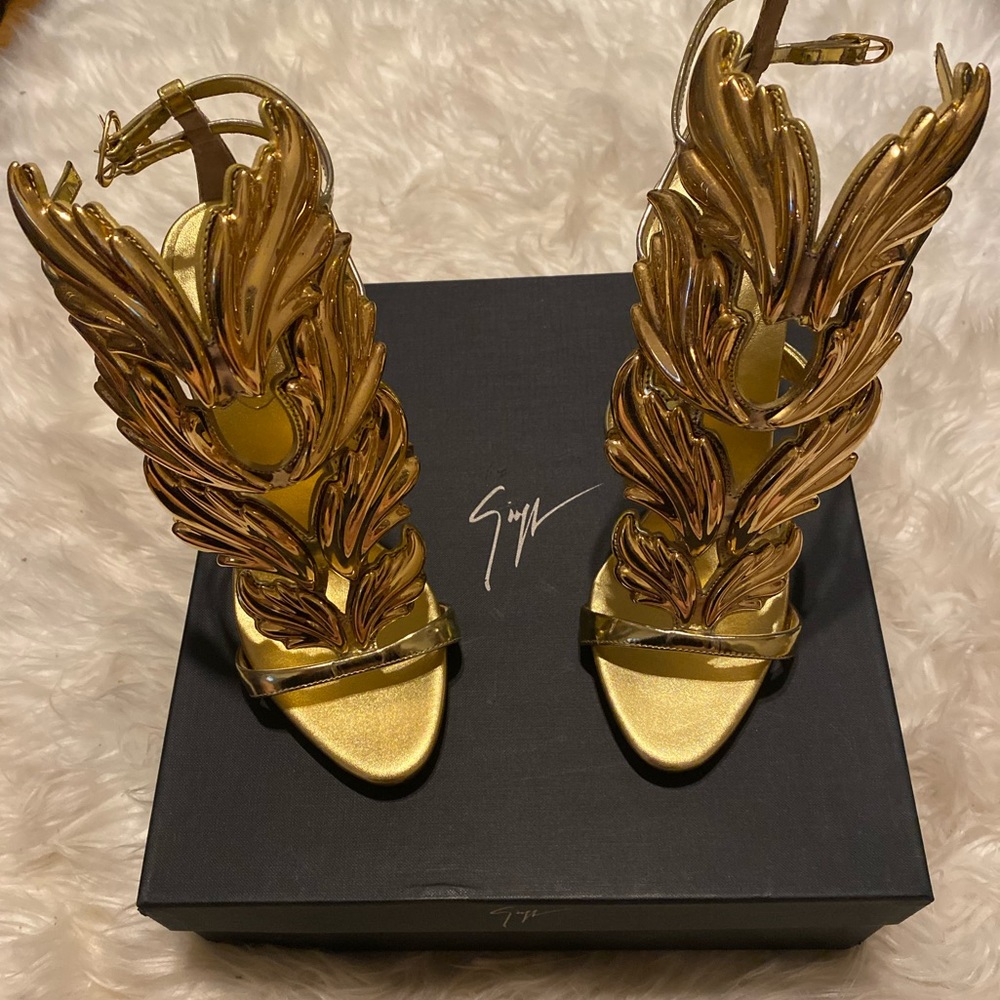 Giuseppe Zanotti Gold-Tone Cruel Heels - Size 37